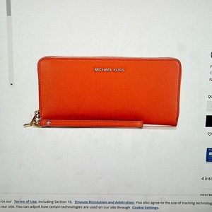 Michael Kors Large Travel wallet